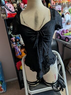 Black Lace Tie-Front Short Sleeve Top